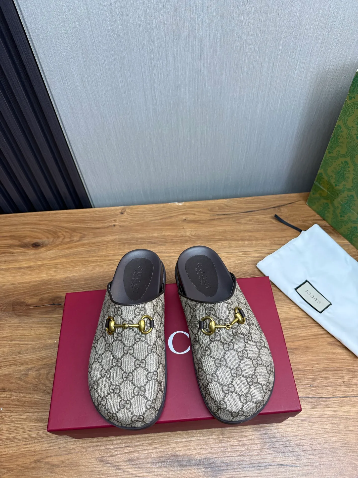 Men's men's shoes💰Pili 400💰Maoli 440💰 ＧＵＣＣＩGucci. Popular couple slippers hot sale🩷💚 🩴Official website one to one production 35-45 size 45 46 🉑️Customized!